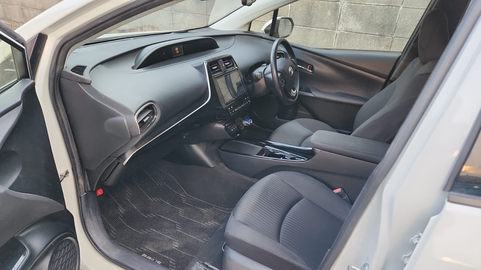 TOYOTA PRIUS ETA TBA JD
