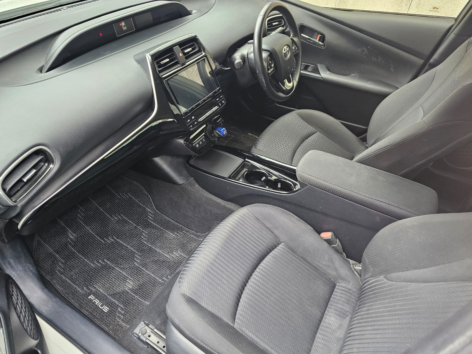 TOYOTA PRIUS ETA TBA JD