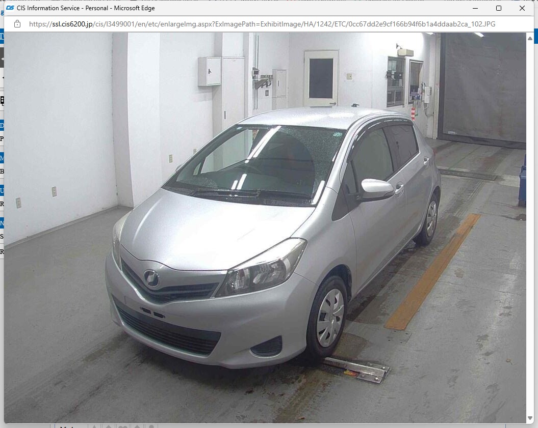 TOYOTA VITZ