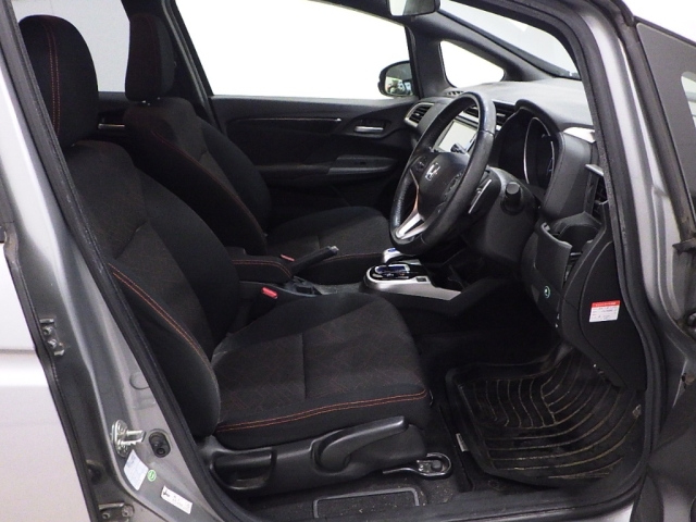 HONDA FIT 2014 Silver