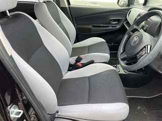 TOYOTA VITZ 2015 Wine